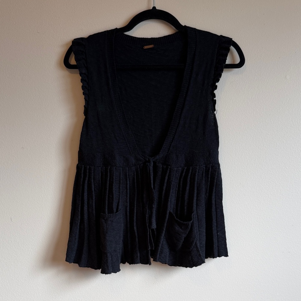 Free People Black Sleeveless Knit Top